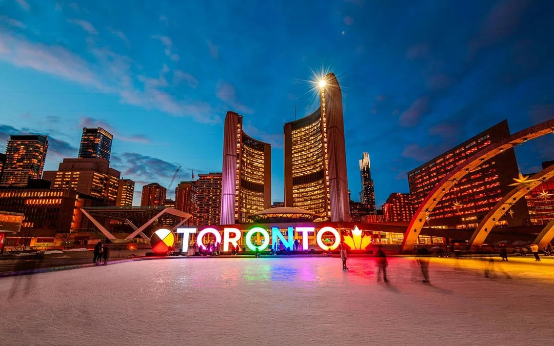 City Sightseeing: Toronto Festive Lights Panoramic Tour Image 2