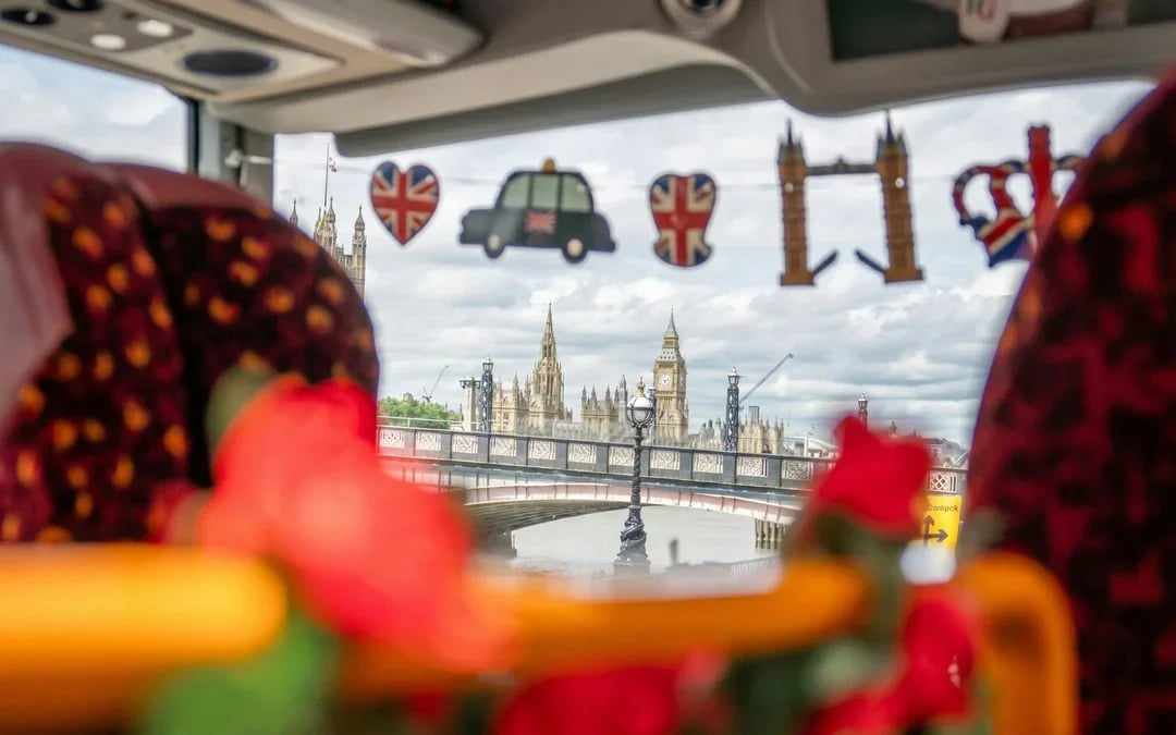 Classic London Sightseeing Bus Tour Image 2