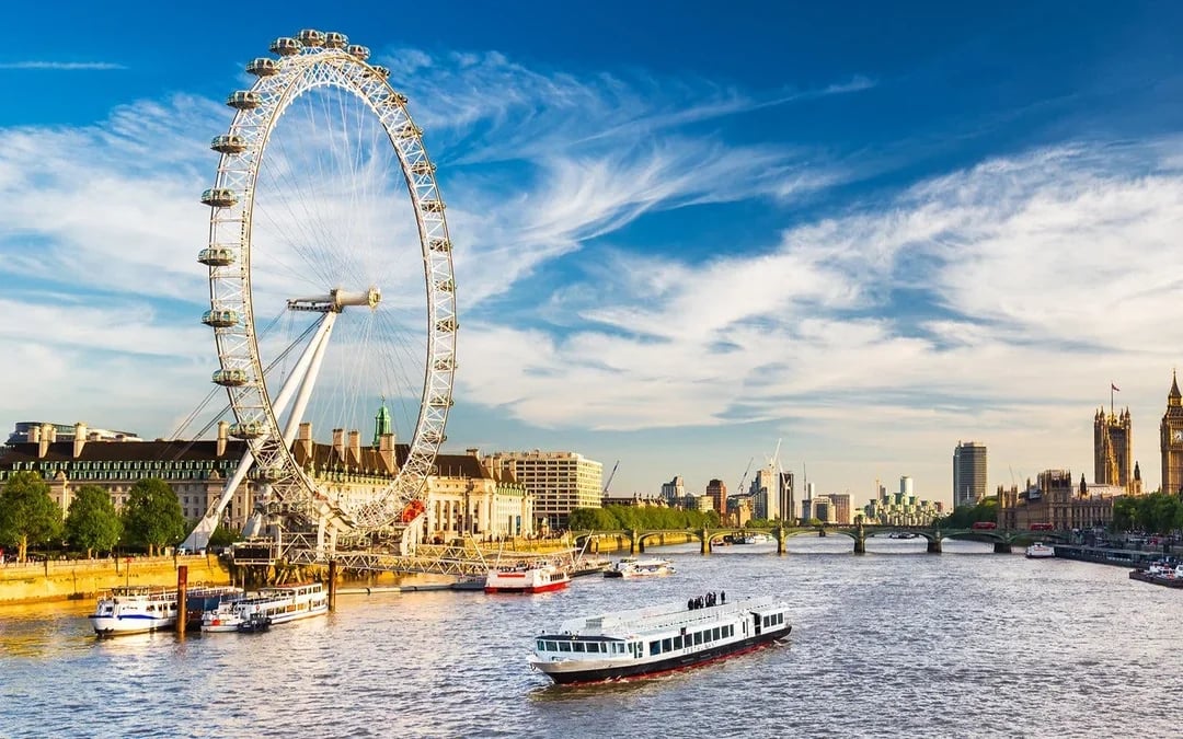 Classic London Sightseeing Bus Tour Image 5