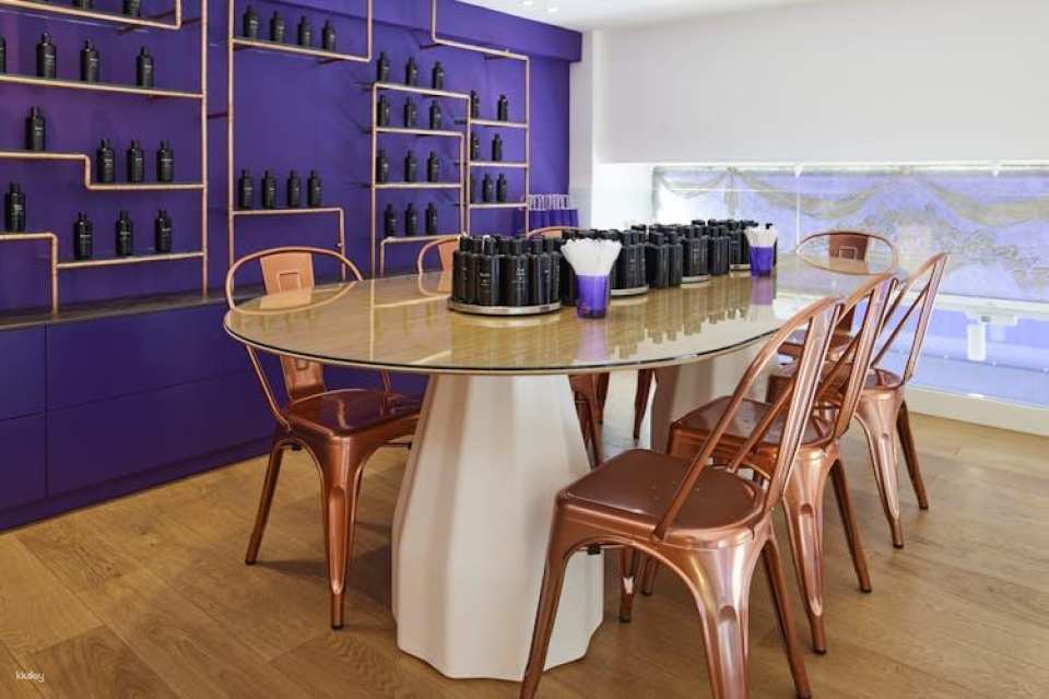 Classic workshop at Molinard Parfums in Cannes