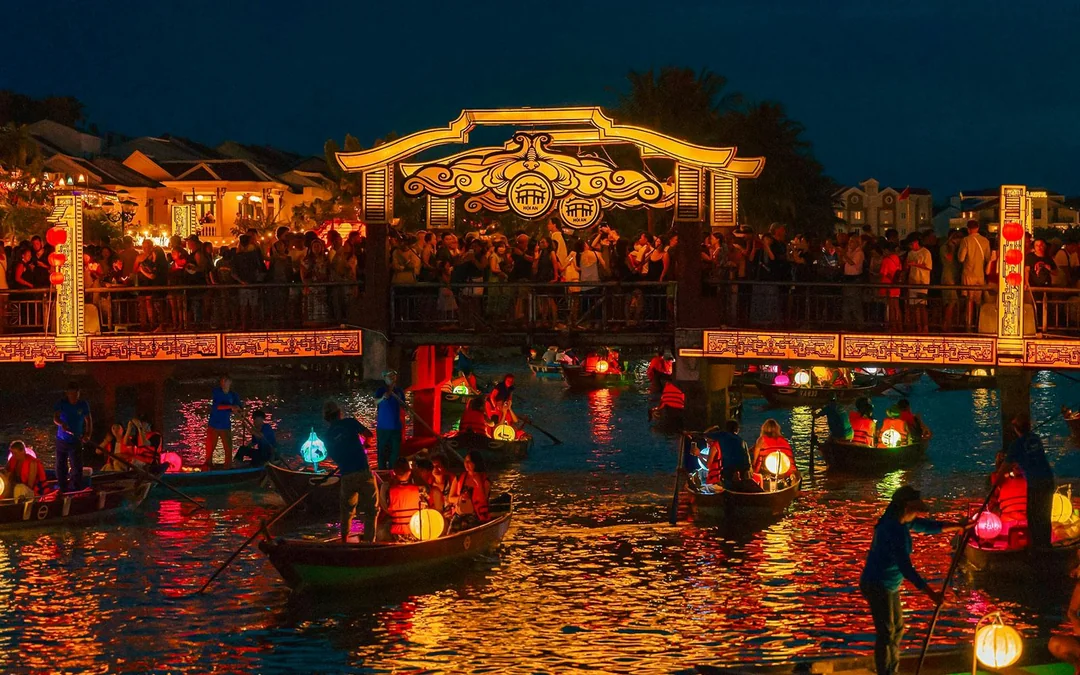 Coconut Boat Ride, Hoi An City Tour, Lantern Release & Dinner Image 10