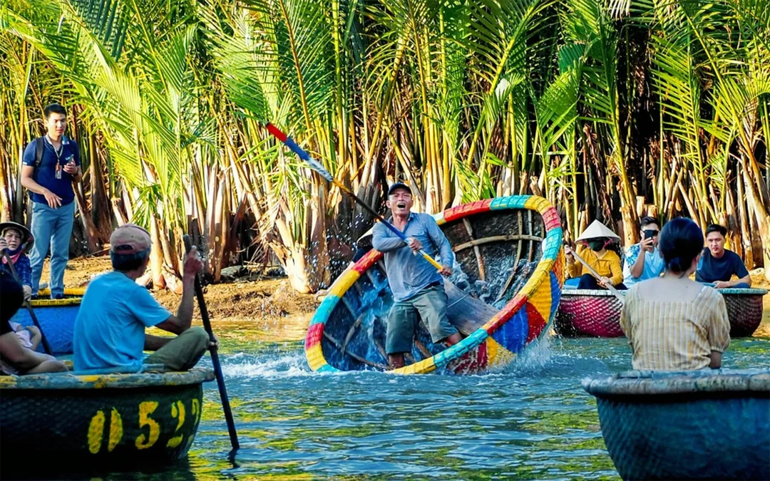 Coconut Boat Ride in Hoi An
Image 2