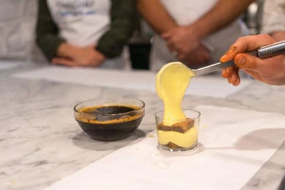 Coffee and tiramisù cooking class in Florence