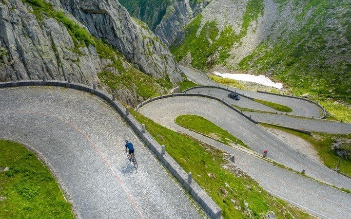 Col des Aravis by bike – Half day Tour de France with Guide Image 6