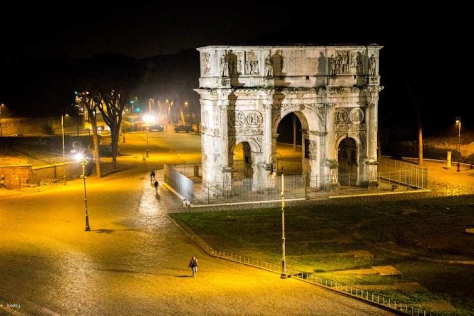 Colosseum evening tour with optional arena floor access