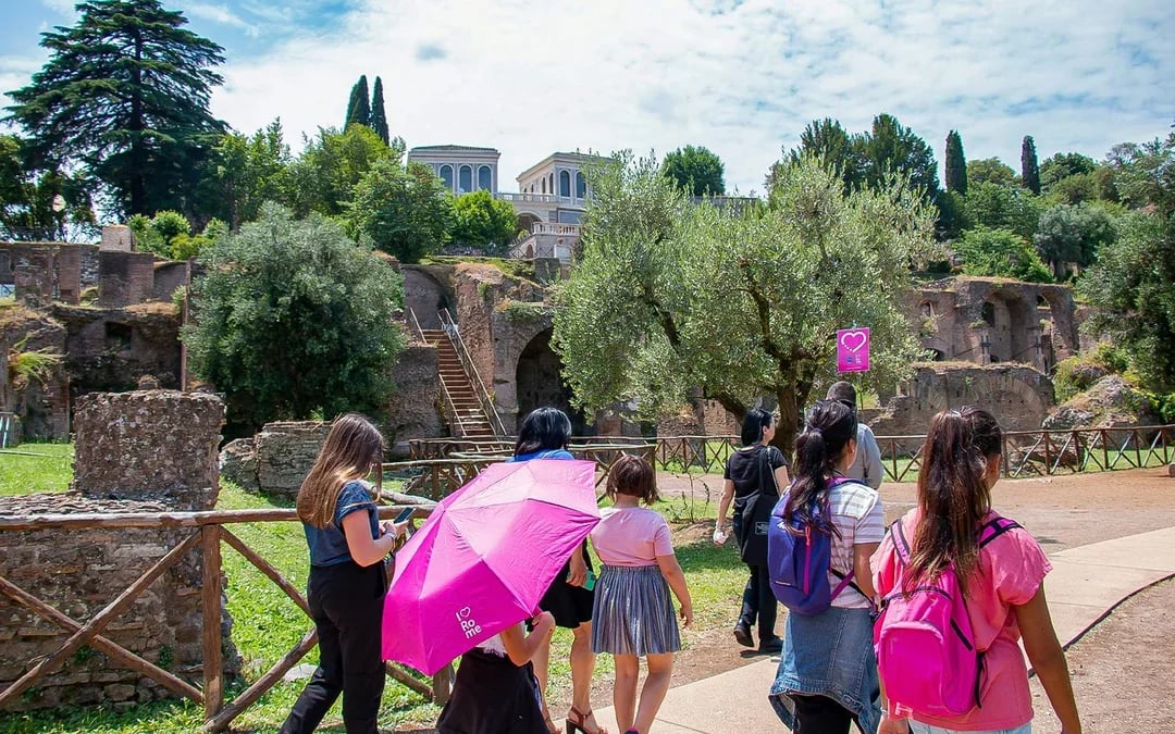 Colosseum for Kids: Family-Friendly Guided Tour Image 7
