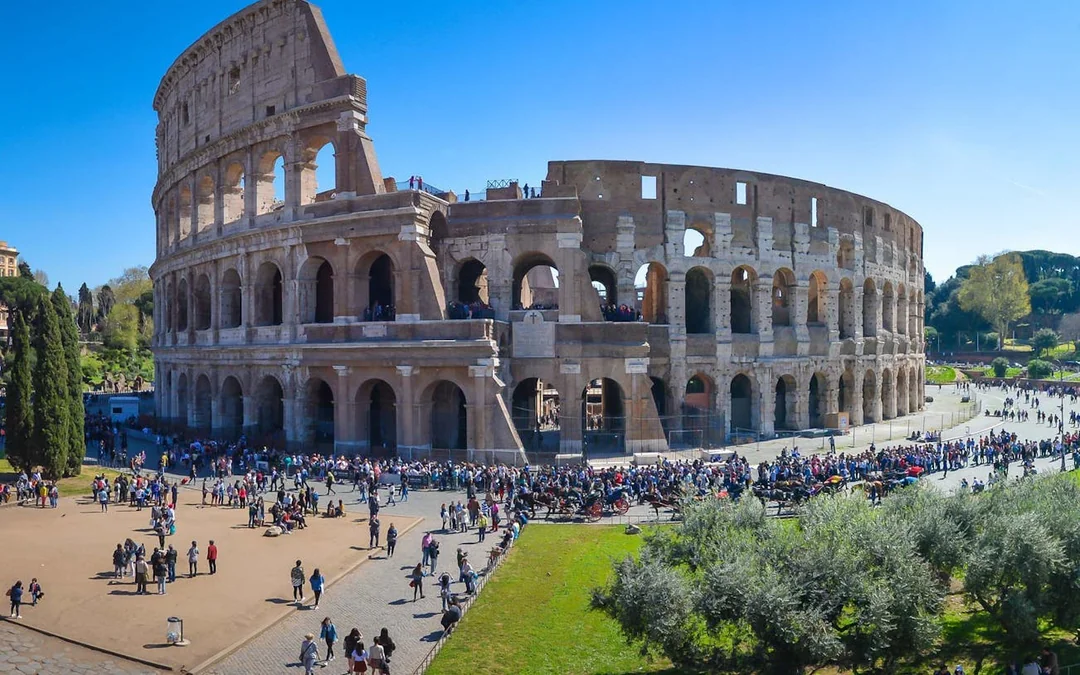 Colosseum, Palatine Hill & Roman Forum + Arena Floor Access + Digital AudioGuide Image 2