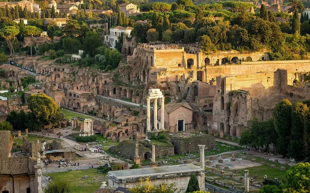 Colosseum, Palatine Hill & Roman Forum Small Group Tour Image 8