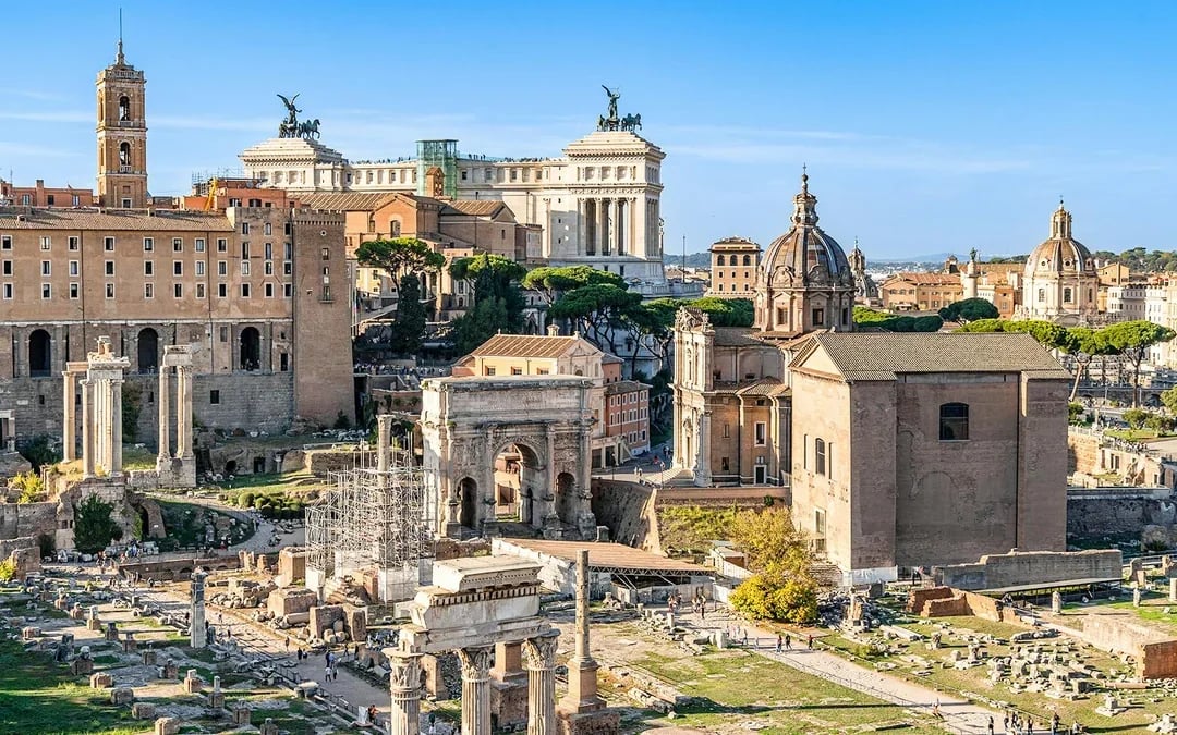 Colosseum, Palatine Hill & Roman Forum with Exclusive Arena Floor Guided Tour Image 8