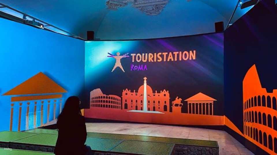 Colosseum, Roman Forum and Palatine Hill Experience with City Walking Tour