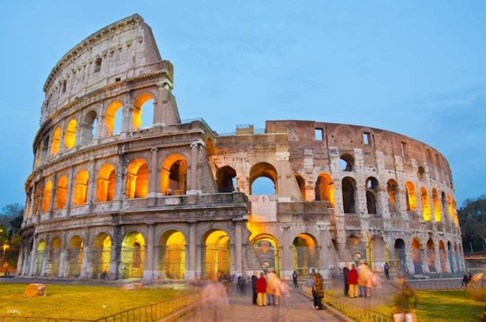 Colosseum with Arena, Roman Forum and Palatine Hill Guided Tour