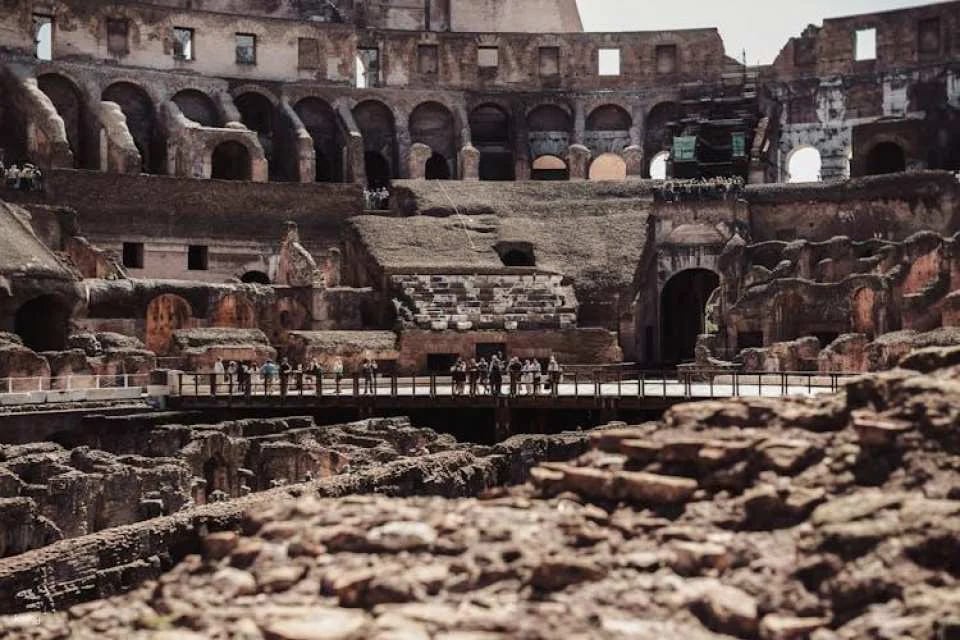 Colosseum with the arena floor, Roman Forum and Palatine Hill tour