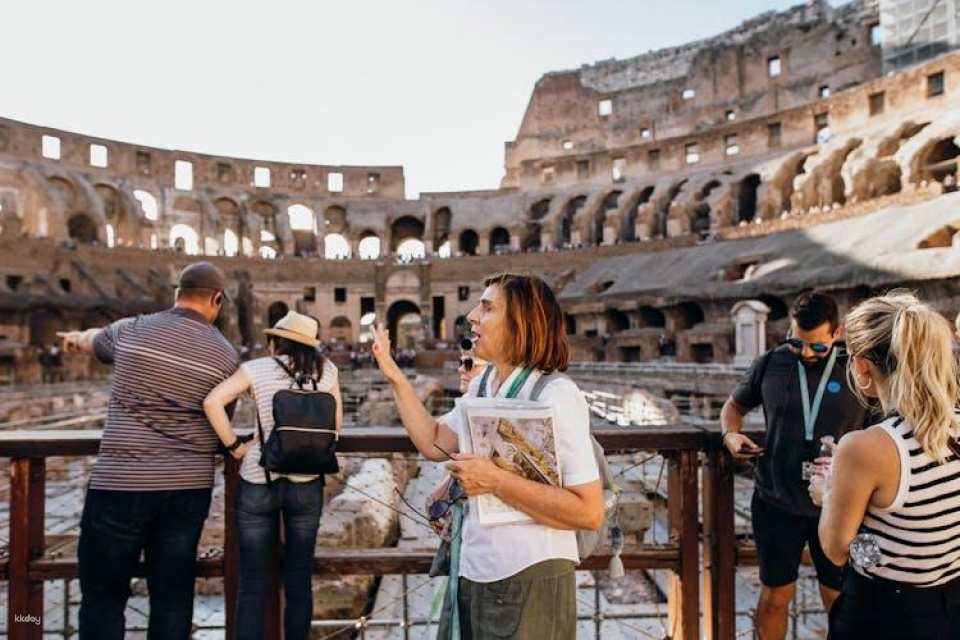 Colosseum with the arena floor, Roman Forum and Palatine Hill tour