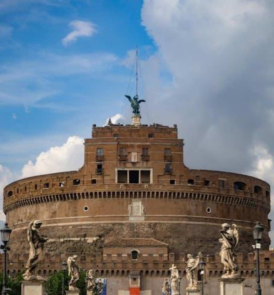 Combined access to Passetto di Borgo and Castel Sant'Angelo