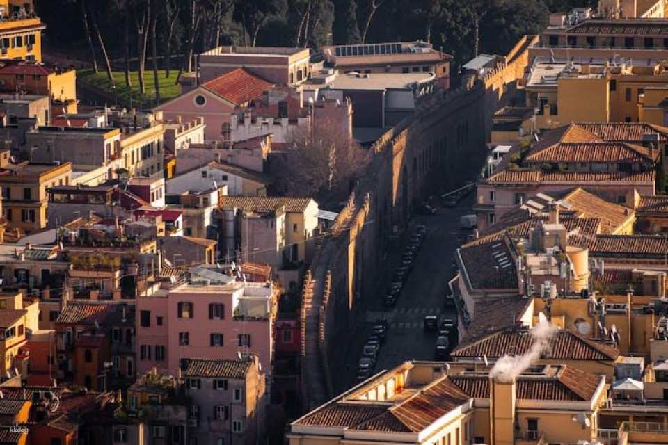 Combined access to Passetto di Borgo and Castel Sant'Angelo