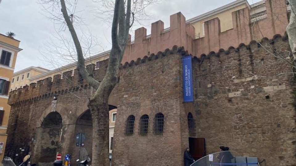 Combined access to Passetto di Borgo and Castel Sant'Angelo