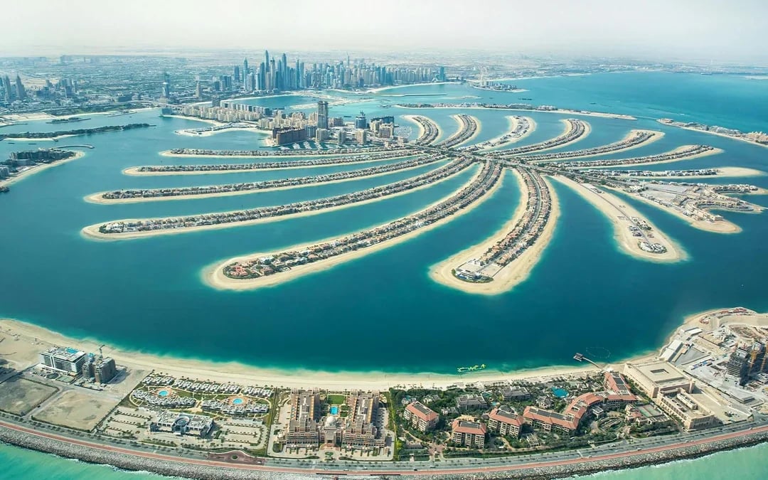 Combo: 15-Min Helicopter Tour of Dubai &  Red Dunes Desert Safari with Bedouin Camp Experience Image 3