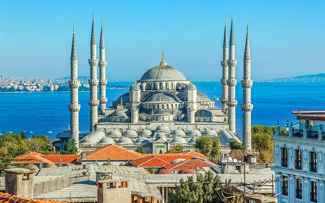 Combo: Basilica Cistern + Hagia Sophia + Blue Mosque Skip-the-Line Tickets with Optional Guided Tour Image 3