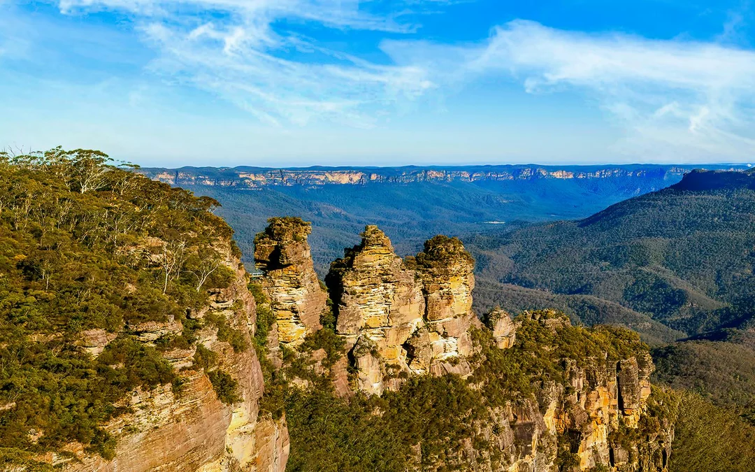 Combo: Blue Mountains Guided Day Tour + Sydney Hop-On Hop-Off Bus Tour Image 1