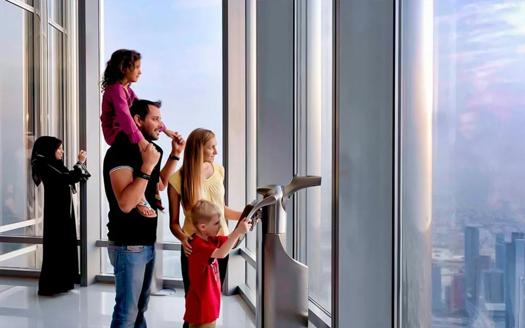 Combo: Burj Khalifa At The Top + Sky Views Tickets Image 5