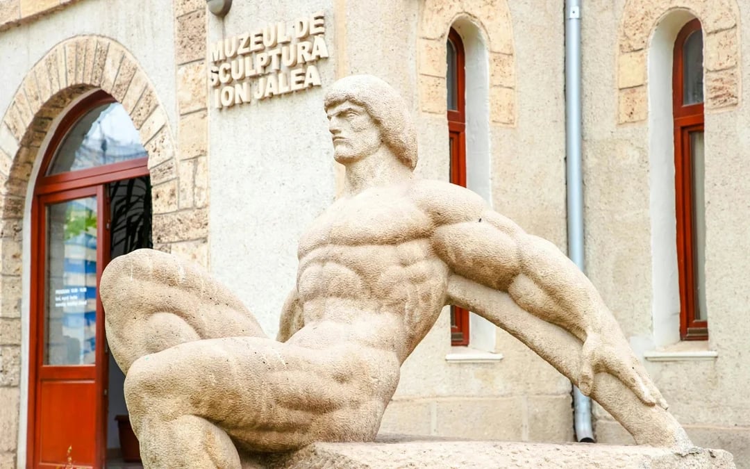 Combo: Constanța Art Museum + Ion Jalea Sculpture Museum Tickets Image 5