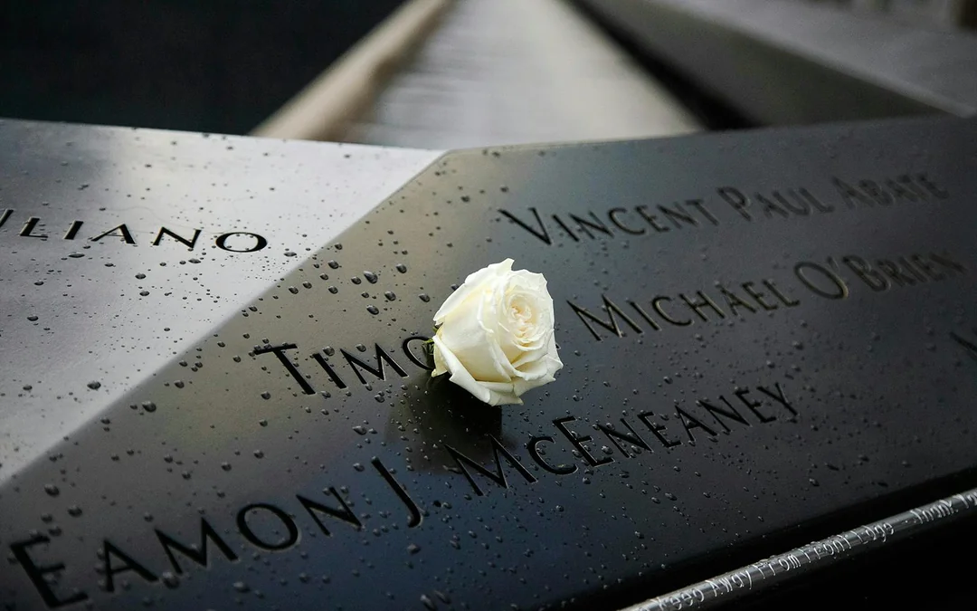 Combo: Ground Zero 9/11 Memorial Tour + One World Observatory Tickets Image 4