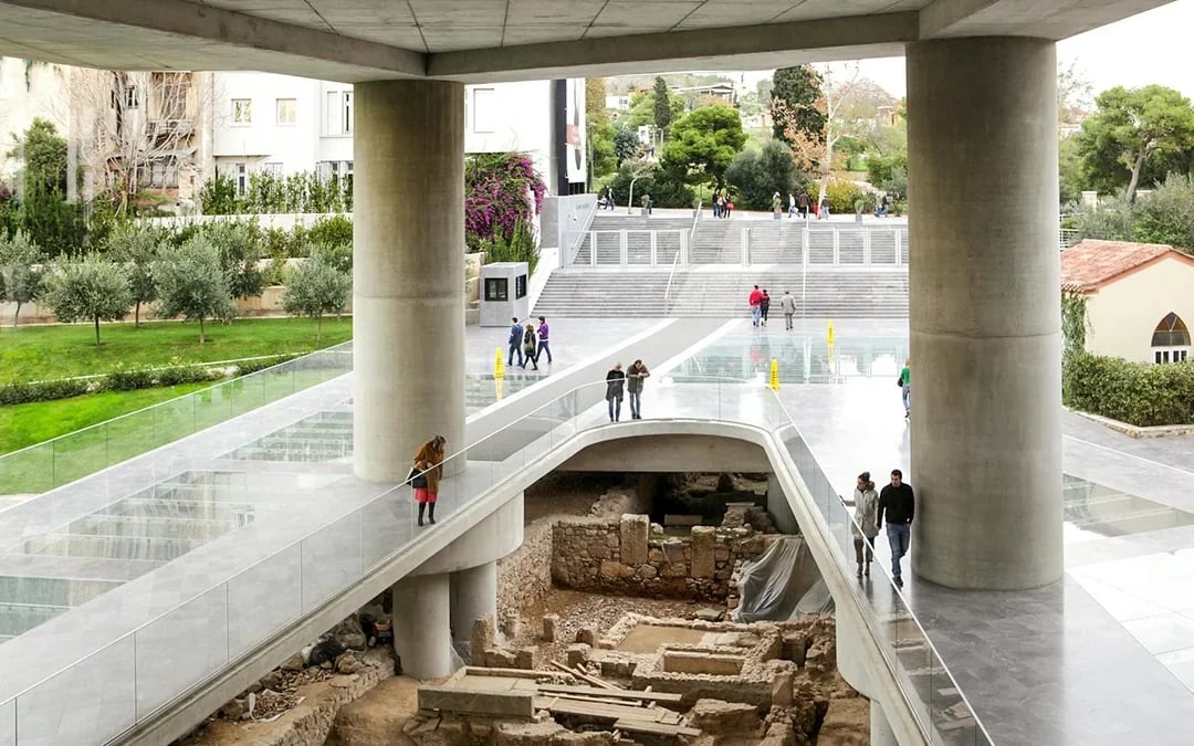 Combo Guided Tour: Acropolis + Acropolis Museum + Temple of Poseidon with All Entry Tickets Image 9