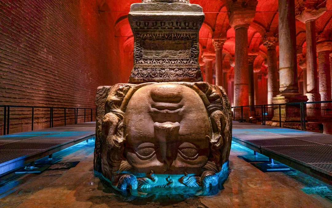 Combo: Hagia Sophia + Basilica Cistern Skip-the-Line Tickets with Audio Guide Image 3