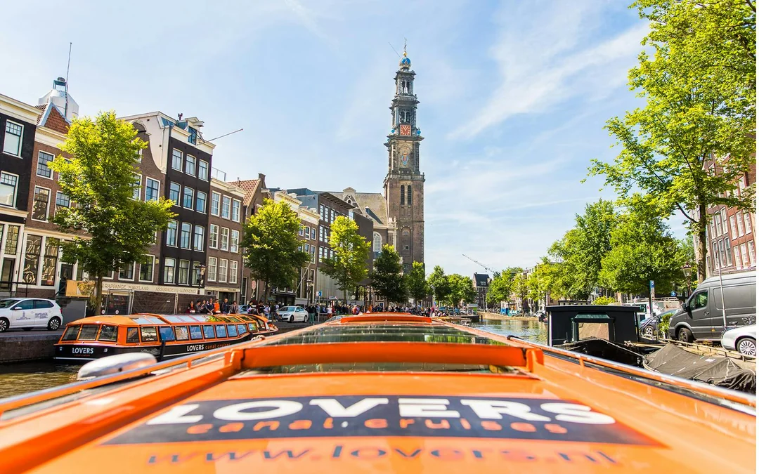 Combo: Heineken Experience Tickets with 2 Drinks & 1-Hour Amsterdam Canal Cruise Image 5