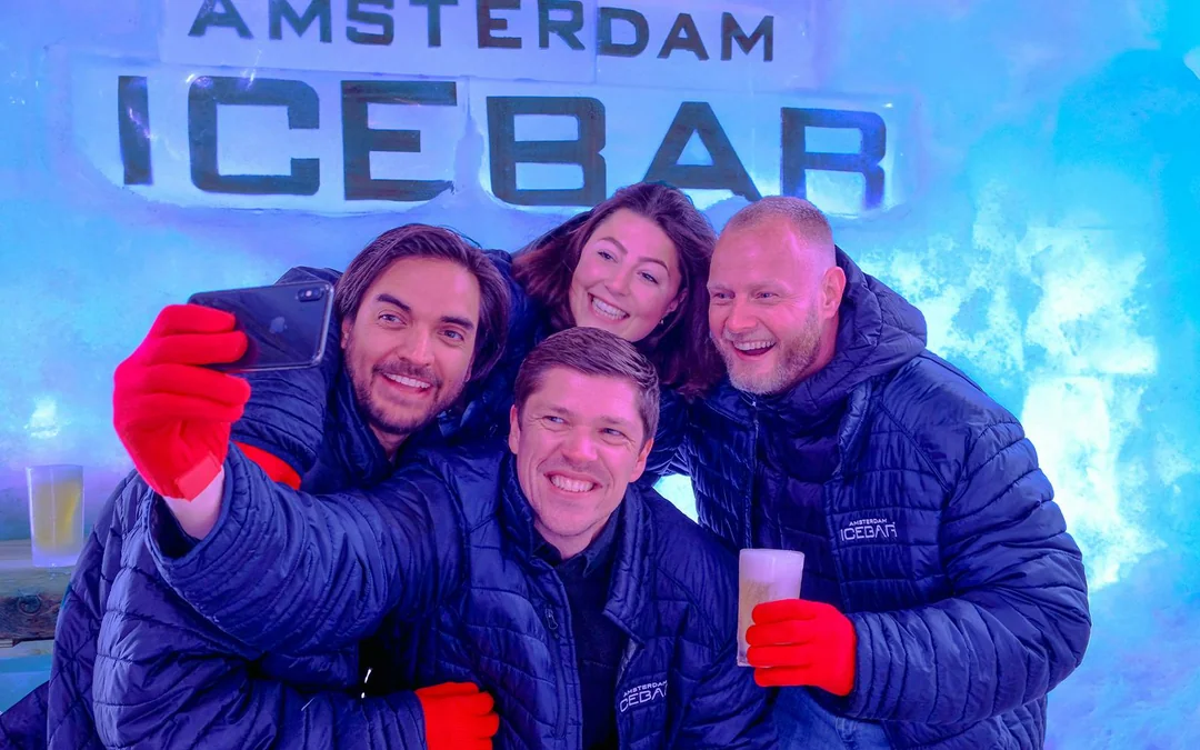 Combo: Icebar Amsterdam + 1-Hour Canal Cruise Tickets Image 3