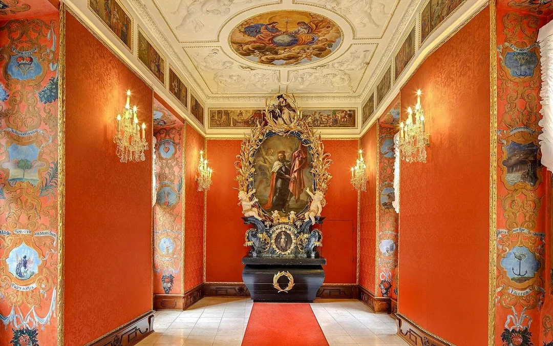Combo: Lobkowicz Palace Tour + Prague Castle Tour Image 2