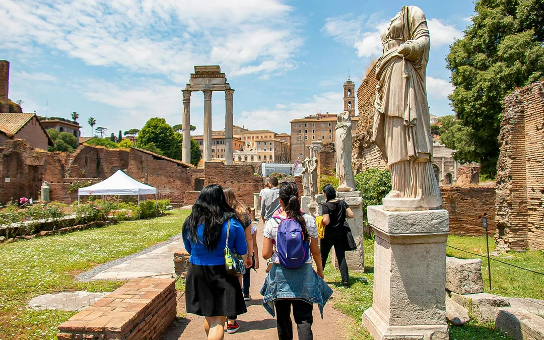 Combo: Mamertine Prison + Colosseum + Roman Forum + Palatine Hill Tickets Image 5