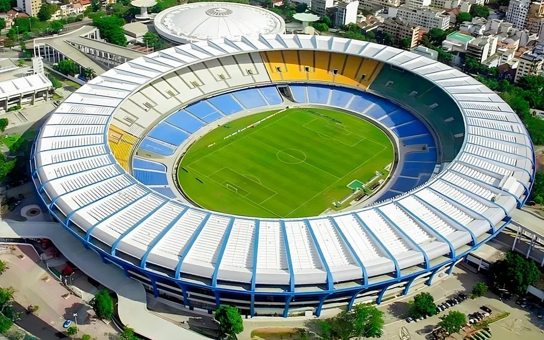 Combo: Maracanã Stadium + Christ the Redeemer by Train Image 6
