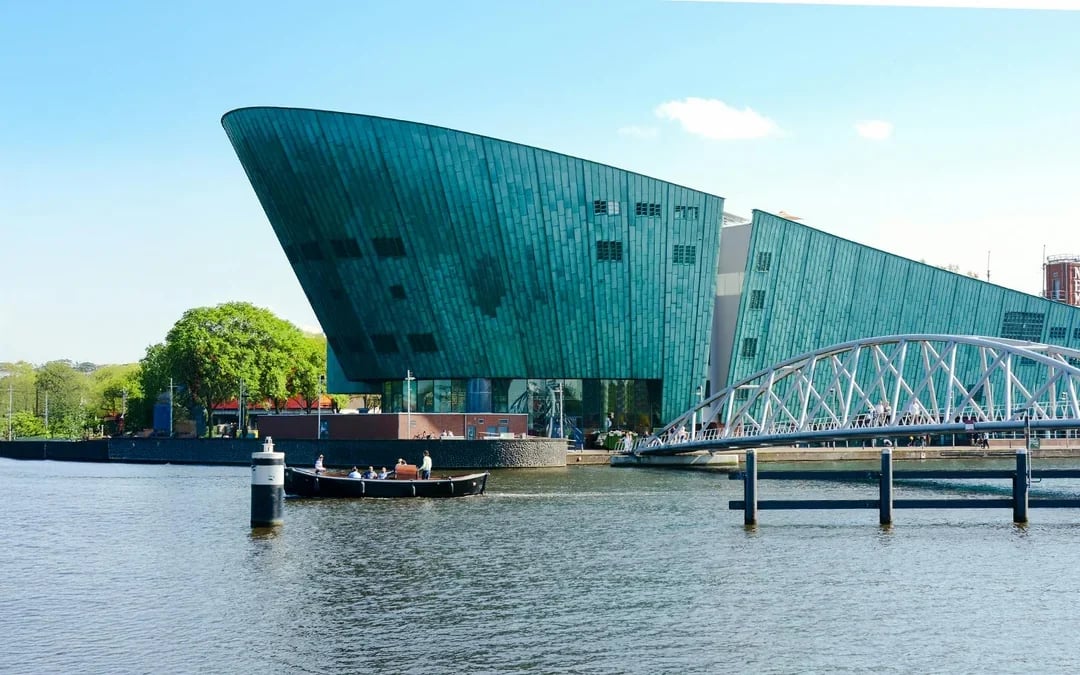Combo: NEMO Science Museum Tickets + Amsterdam Canal Cruise Image 2