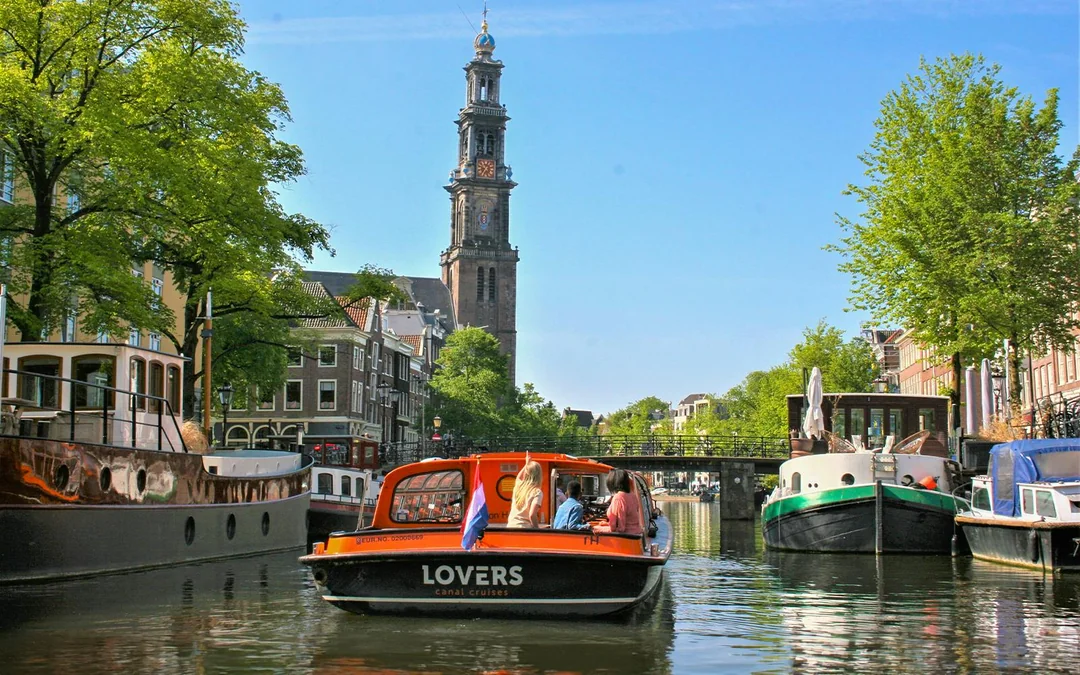 Combo: NEMO Science Museum Tickets + Amsterdam Canal Cruise Image 5