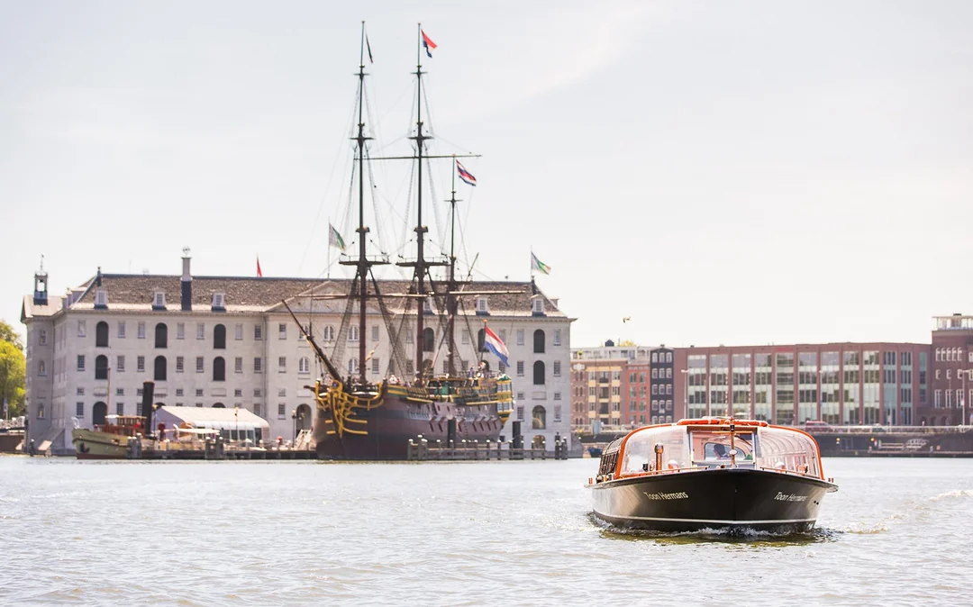 Combo: NEMO Science Museum Tickets + Amsterdam Canal Cruise Image 10