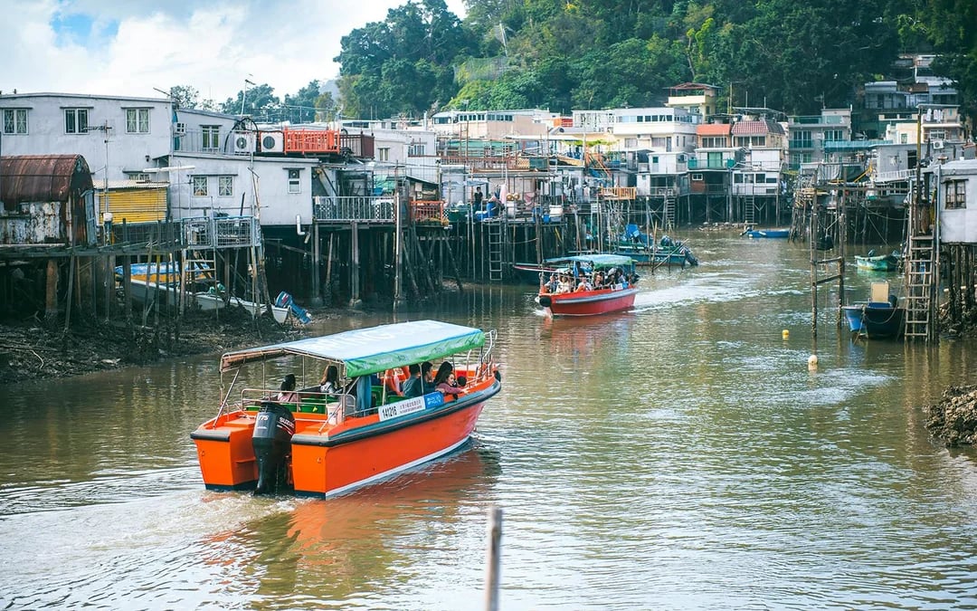 Combo: Ngong Ping Cable Car Ride + Lantau Island Guided Tour Image 10
