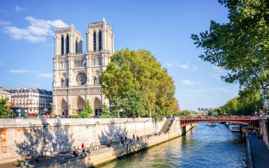 Combo: Paris Walking Tour + Grévin Wax Museum Entry Tickets Image 2