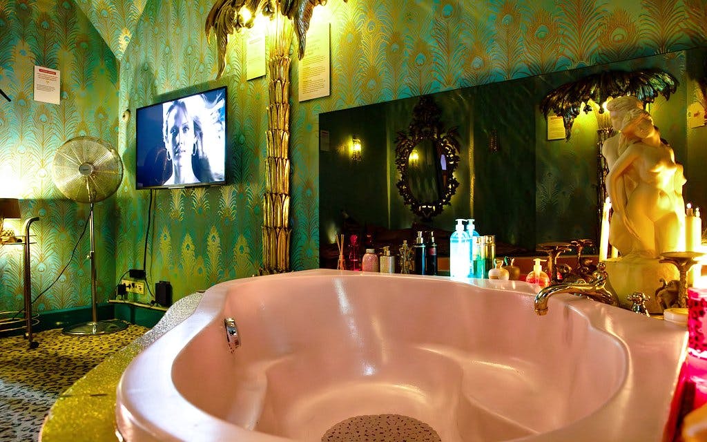 Combo: Red Light Secrets Museum of Prostitution + Amsterdam Canal Cruise Tickets Image 3