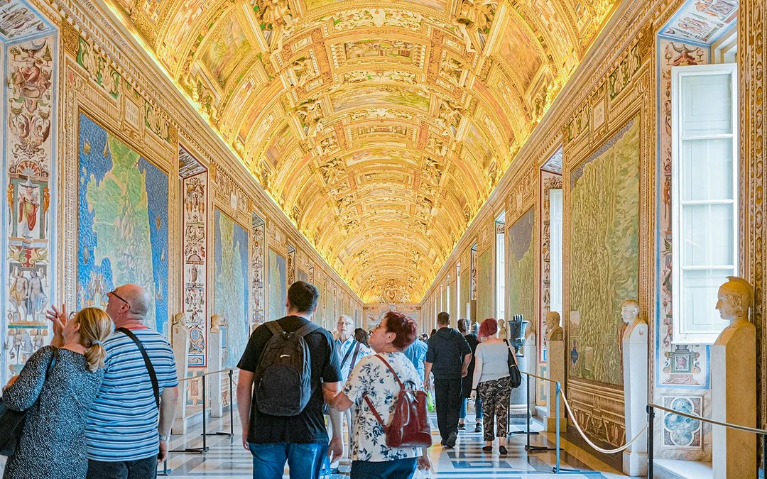 Combo: Rome Hop-on Hop-off Bus Tour + Vatican Museums Skip-the-Line Tickets Image 5