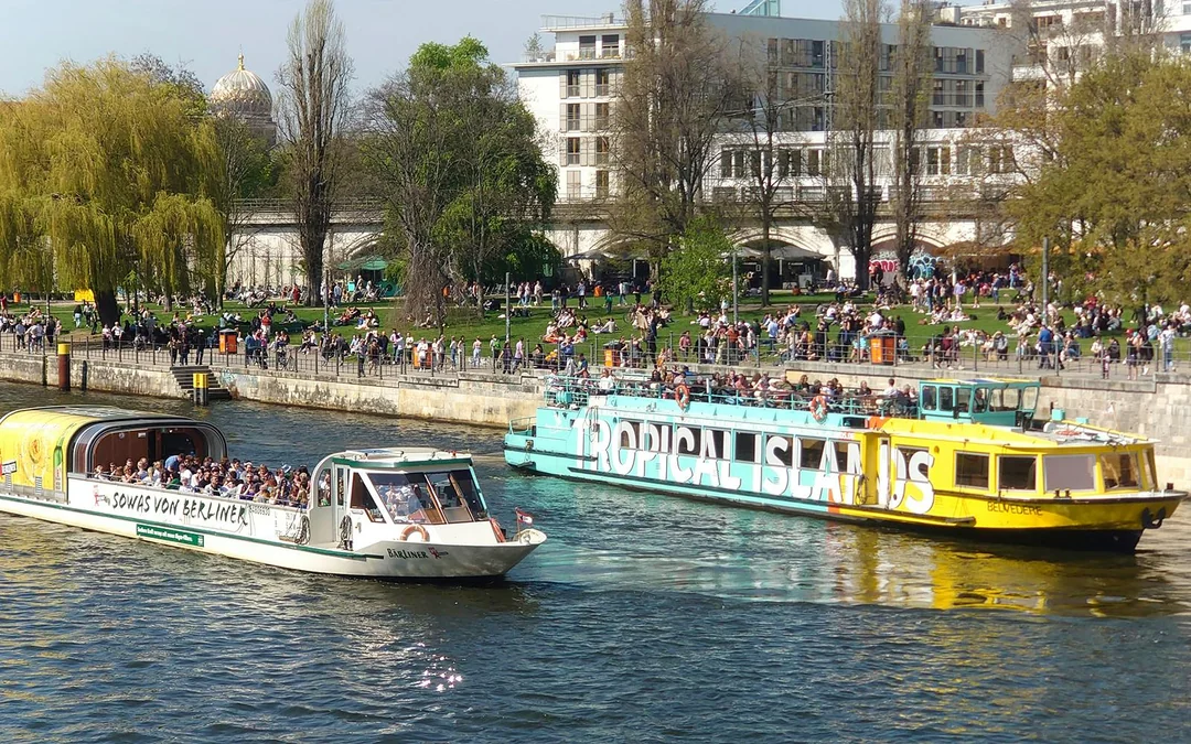Combo (Save 14%): Berlin Hop-On Hop-Off Bus Tour + Spree River Cruise Image 5