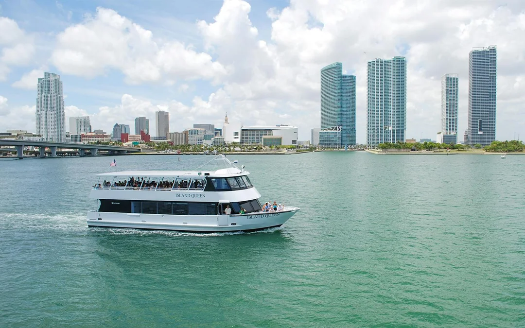 Combo (Save 30%): Miami Bus Tour + Millionaire's Row Cruise Tickets Image 4