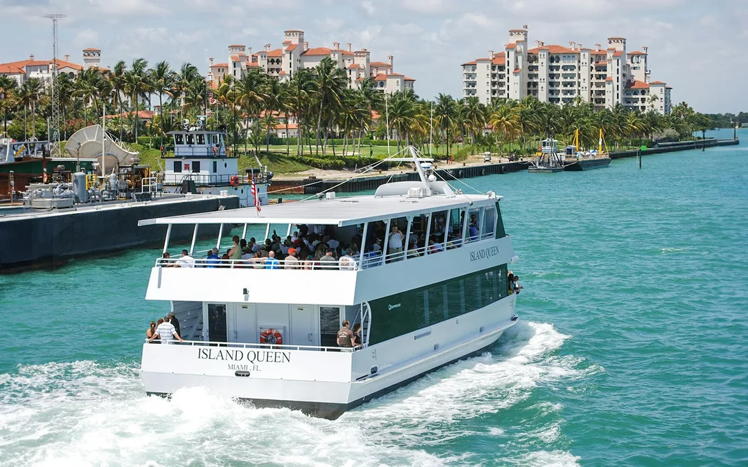 Combo (Save 30%): Miami Bus Tour + Millionaire's Row Cruise Tickets Image 9