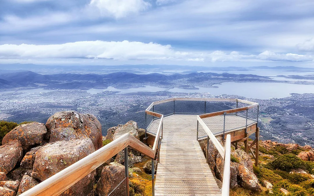 Combo (Save 6%): Hobart Hop-on Hop-off Bus Tour + kunanyi/Mt Wellington Explorer Bus Pass Image 12