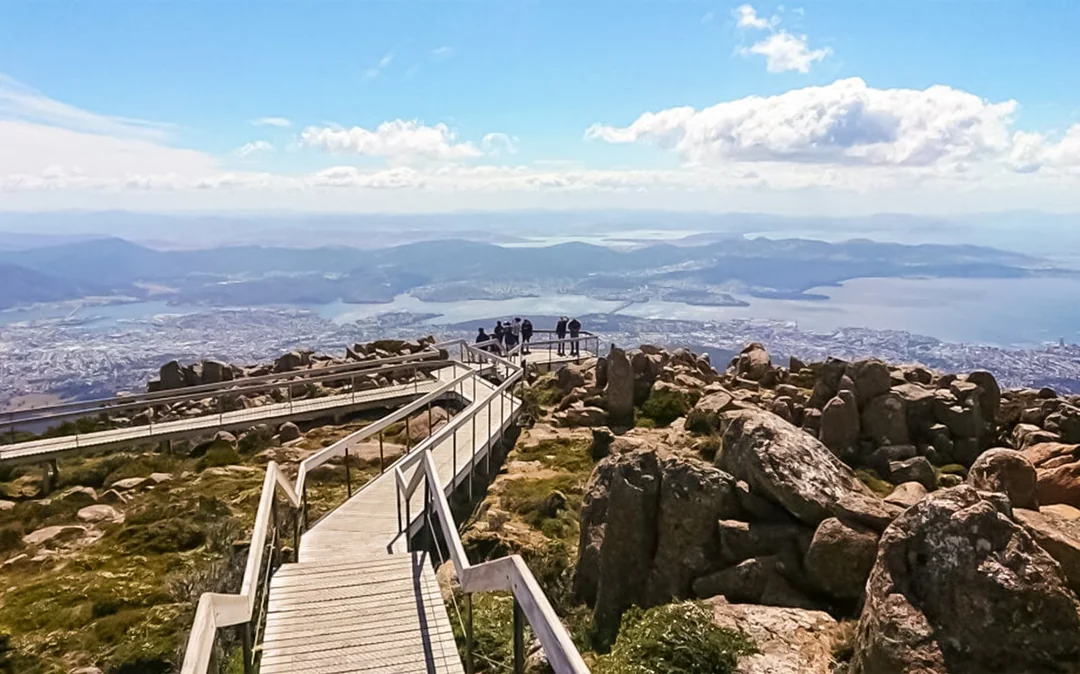 Combo (Save 6%): Hobart Hop-on Hop-off Bus Tour + kunanyi/Mt Wellington Explorer Bus Pass Image 5