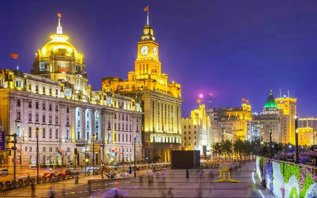 Combo: Shanghai Tower Observatory + Bund Sightseeing Tunnel Tickets Image 5