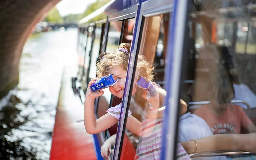 Combo: STRAAT Museum Tickets + 1-Hour Amsterdam Canal Cruise Image 3