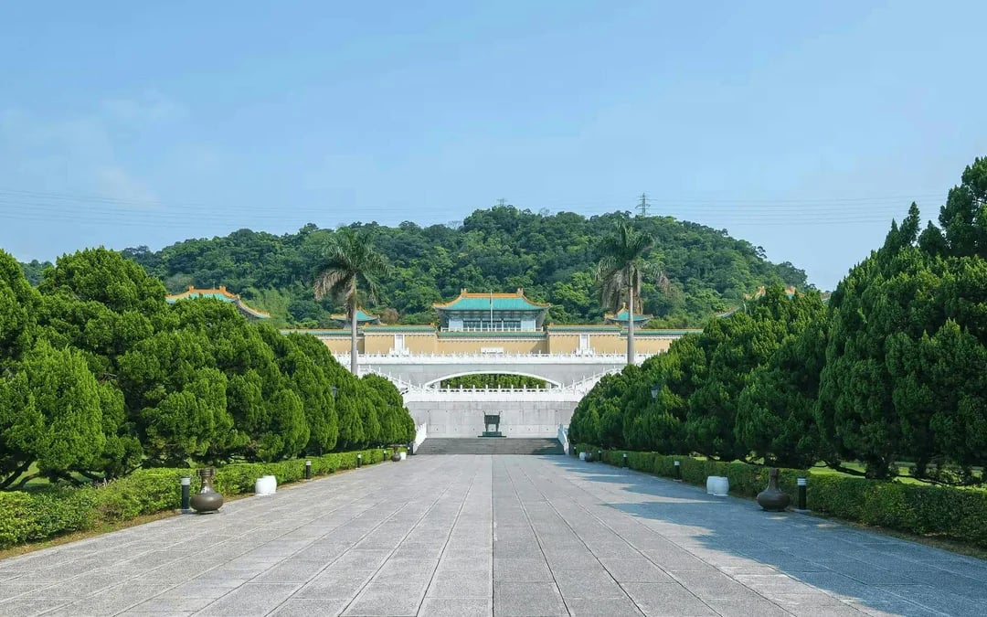 Combo: Taipei National Palace Museum (Skip-the-Line) + Shung Ye Museum of Formosan Aborigines Tickets Image 10