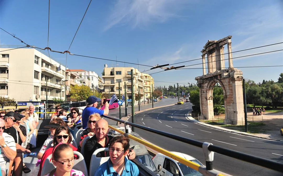Combo: Temple of Poseidon Sunset Tour from Athens + 2-Day Athens Hop-On Hop-Off Bus Tour Image 11
