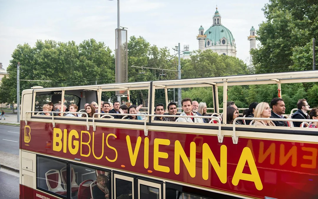 Combo: Vienna Hop-on Hop-off Bus Tour + Schönbrunn Palace & Belvedere Palace Tickets Image 3